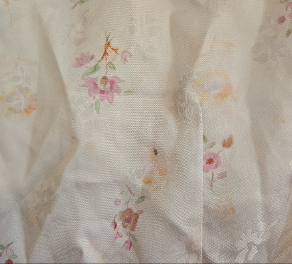 SHEIN Pink Floral Lace Crop Blouse - Picture 4 of 4